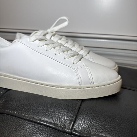 Thousand Fell Lace-up Women's Size 8 White Sneakers - Picture 3 of 9